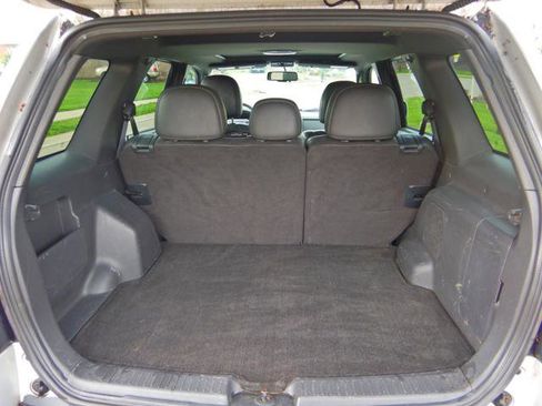 Used 2010 Ford Escape Limited image 14