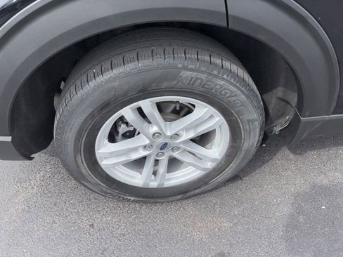 Certified 2022 Ford Explorer XLT AWD/4WD image 4