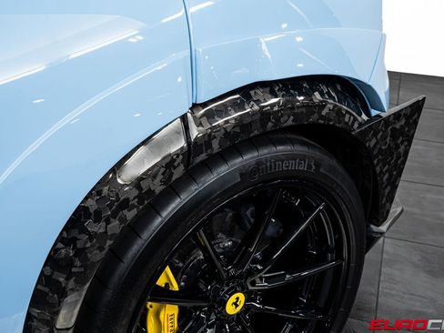 Used 2025 Ferrari Purosangue AWD/4WD image 24