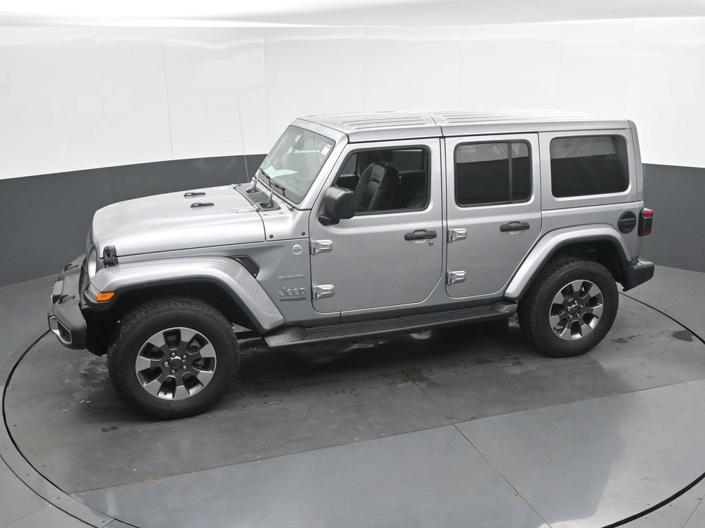 Used 2020 Jeep Wrangler Unlimited Sahara AWD/4WD image 38