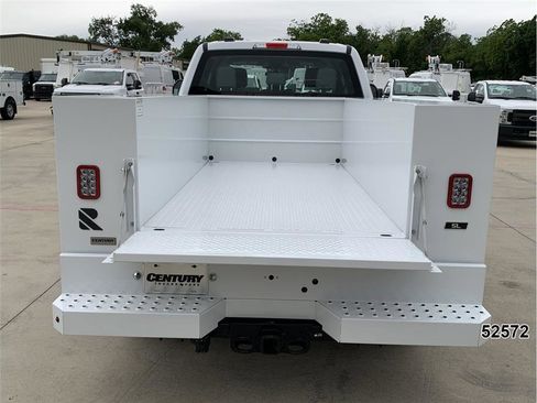 Used 2024 Ford F250 XL AWD/4WD image 10
