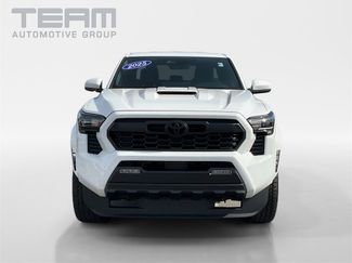 Used 2025 Toyota Tacoma TRD Sport video 2
