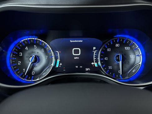 New 2026 Chrysler Pacifica Select image 9