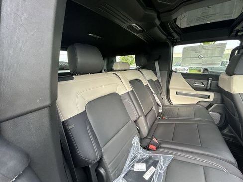 New 2026 GMC Hummer EV SUV image 41