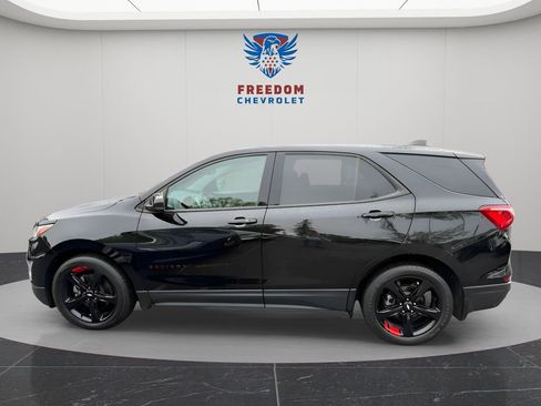 Used 2020 Chevrolet Equinox LT FWD image 2