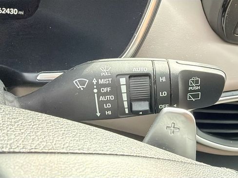 Used 2022 Hyundai Santa Fe Limited FWD image 20