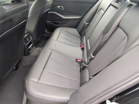 Certified 2025 BMW 330i xDrive Sedan AWD/4WD image 20