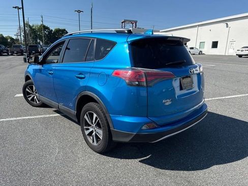 Used 2017 Toyota RAV4 XLE w/ Plus Special Value Package AWD/4WD image 5