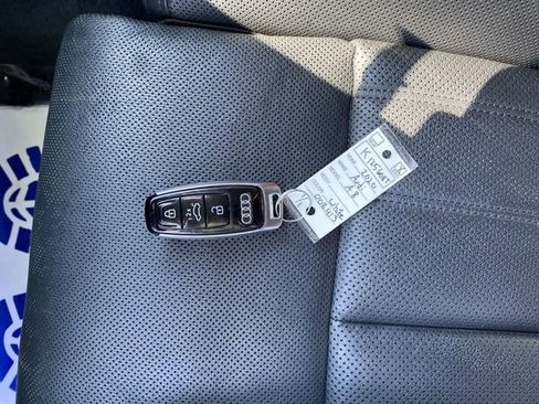 Used 2020 Audi A8 L 3.0T w/ Executive Package image 26