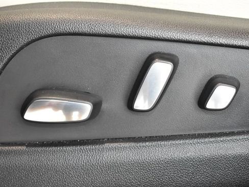 Used 2023 Cadillac XT5 Sportv w/ Technology Package image 20