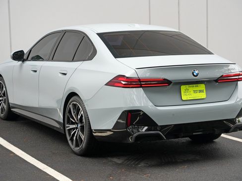 Used 2024 BMW 530i w/ M Sport Package RWD image 55