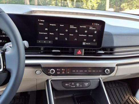 New 2026 Kia Carnival SX w/ SX Dark Edition Package image 16