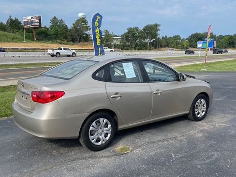 Used 2010 Hyundai Elantra GLS FWD image 5