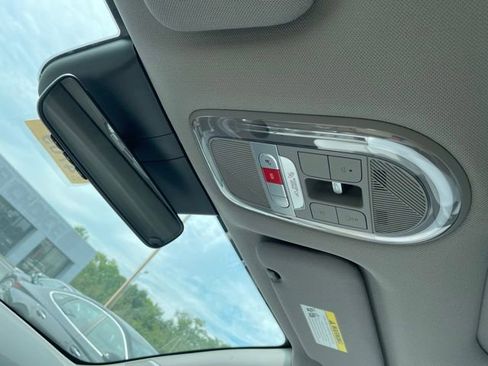 New 2024 Hyundai Ioniq 6 Limited image 19