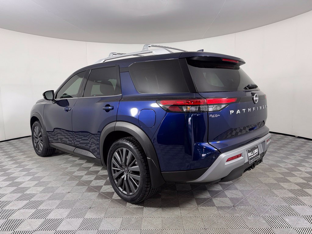 Used 2025 Nissan Pathfinder SL w/ SL Premium Package FWD image 9