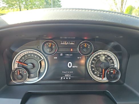 Used 2017 RAM 1500 Laramie w/ Convenience Group AWD/4WD image 25
