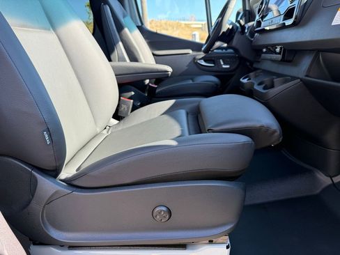 New 2026 Mercedes-Benz Sprinter 2500 image 14