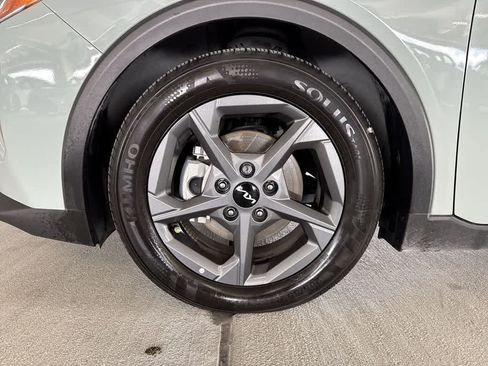 Used 2025 Kia K4 FWD image 10