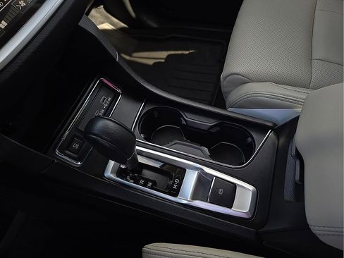 Certified 2024 Subaru Ascent Limited w/ Technology Package image 21