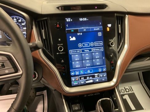 Used 2024 Subaru Outback Touring image 7