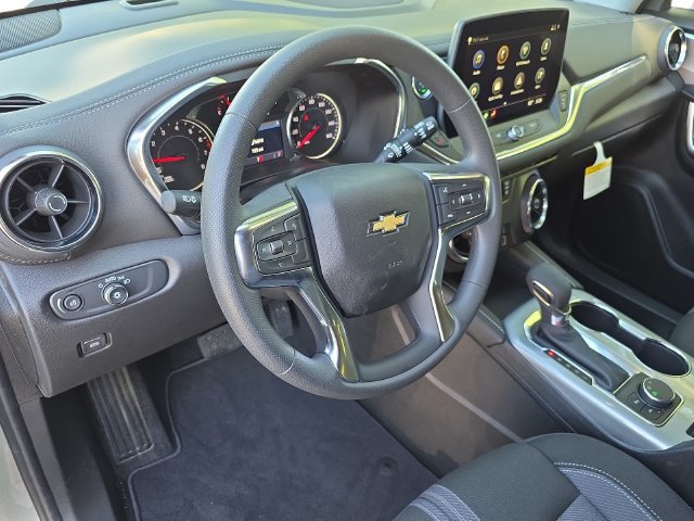 New 2026 Chevrolet Blazer LT w/ Midnight/Sport Edition FWD image 14