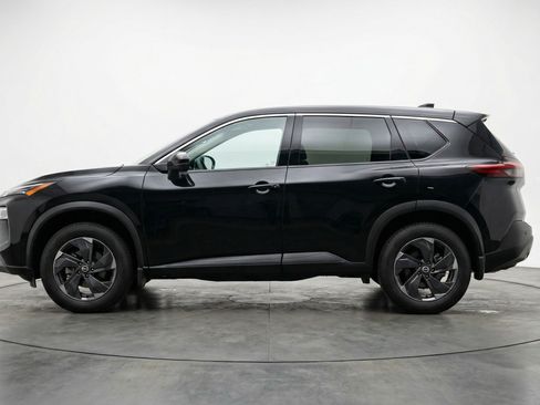 Used 2025 Nissan Rogue SV AWD/4WD image 5