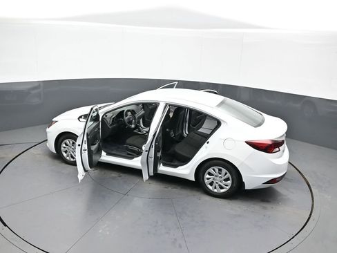 Used 2020 Hyundai Elantra SE w/ Cargo Package (C1) image 43