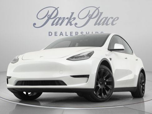 Used 2021 Tesla Model Y Long Range AWD/4WD image 10