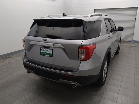 Used 2021 Ford Explorer Limited w/ Equipment Group 301A AWD/4WD image 7