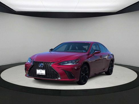 Used 2022 Lexus ES 300h F Sport w/ Accessory Package FWD image 4
