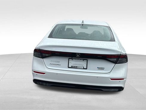 Certified 2023 Honda Accord Touring image 6