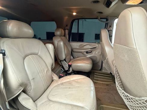 Used 1998 Ford Expedition 4WD image 17