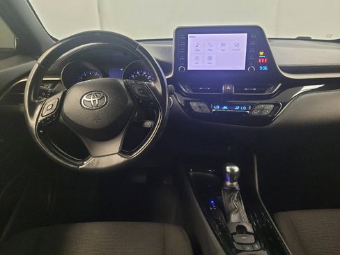 Used 2019 Toyota C-HR XLE FWD image 22