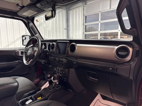 Used 2021 Jeep Wrangler Unlimited Sport image 27