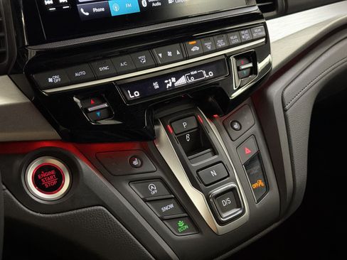 Certified 2025 Honda Odyssey Sport-L image 19
