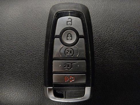 Used 2022 Ford Escape SE w/ Convenience Package AWD/4WD image 32