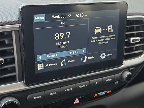 Used 2026 Hyundai Venue SE FWD image 17