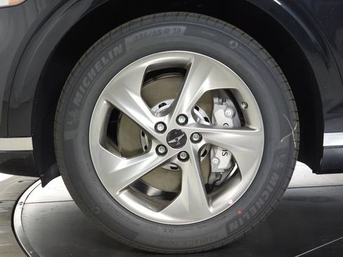 Used 2026 Genesis GV70 2.5T Select AWD/4WD image 7