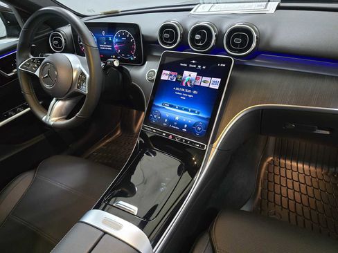 Used 2025 Mercedes-Benz C 300 C 300 image 10