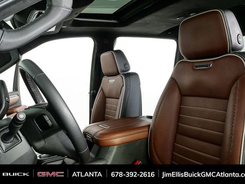 Used 2024 GMC Sierra 2500 Denali Ultimate image 6