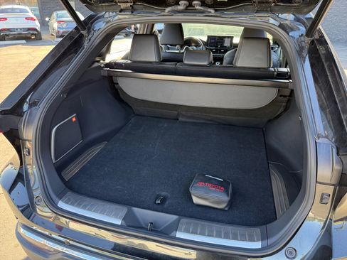 Used 2021 Toyota Venza Limited w/ Advanced Technology Package image 20