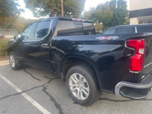 Used 2022 Chevrolet Silverado 1500 LTZ w/ Technology Package AWD/4WD image 2