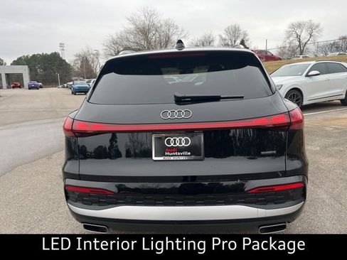 New 2025 Audi Q5 Prestige image 4