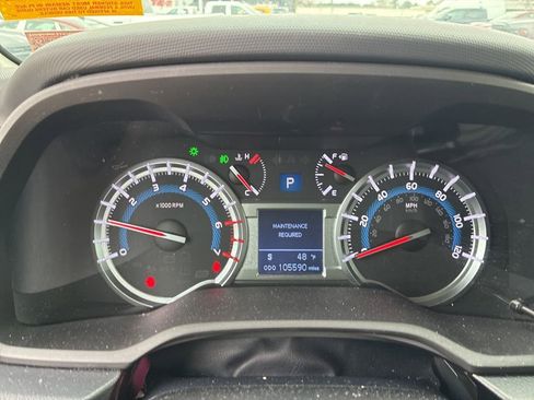 Used 2016 Toyota 4Runner SR5 image 24