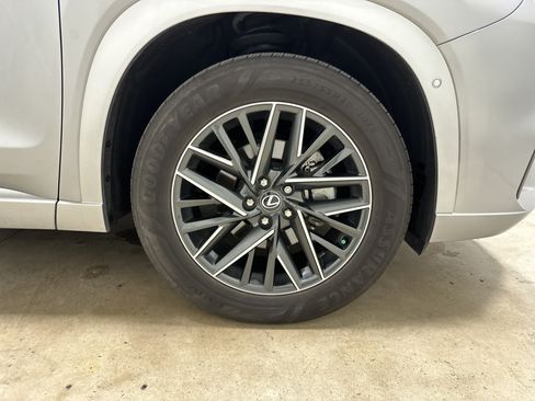 Certified 2025 Lexus TX 350 AWD w/ Technology Package image 13