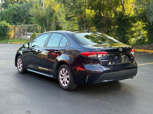 Used 2021 Toyota Corolla LE FWD image 5