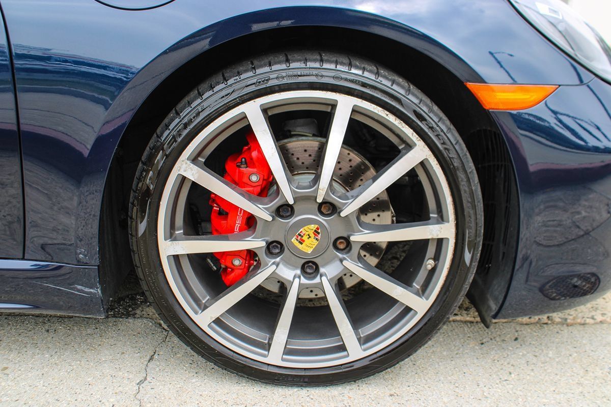 Used 2018 Porsche 718 Boxster S RWD image 37