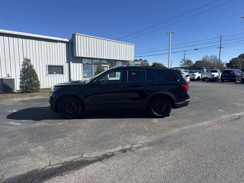 Used 2025 Ford Explorer Active w/ Active Comfort Package image 8