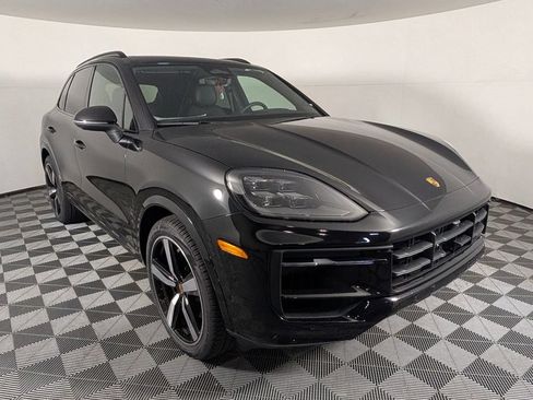 New 2026 Porsche Cayenne AWD/4WD image 9
