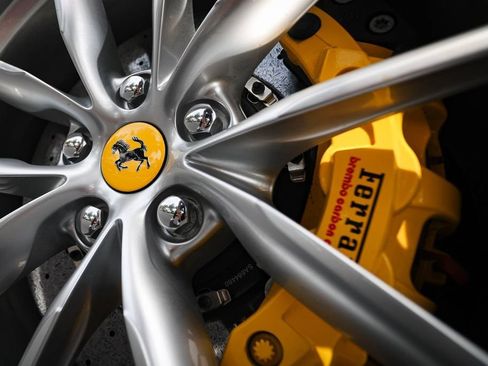 Certified 2022 Ferrari 812 GTS RWD image 16